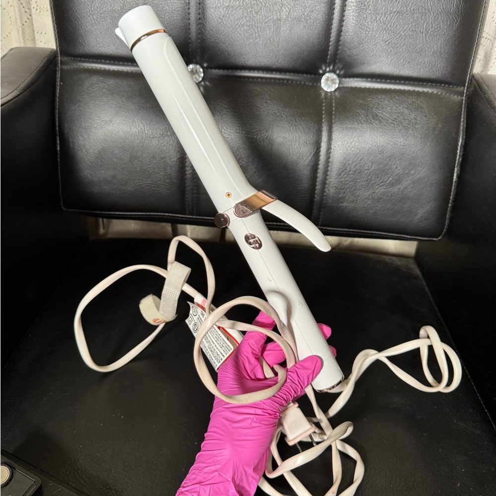T3 Single Pass Curling Iron